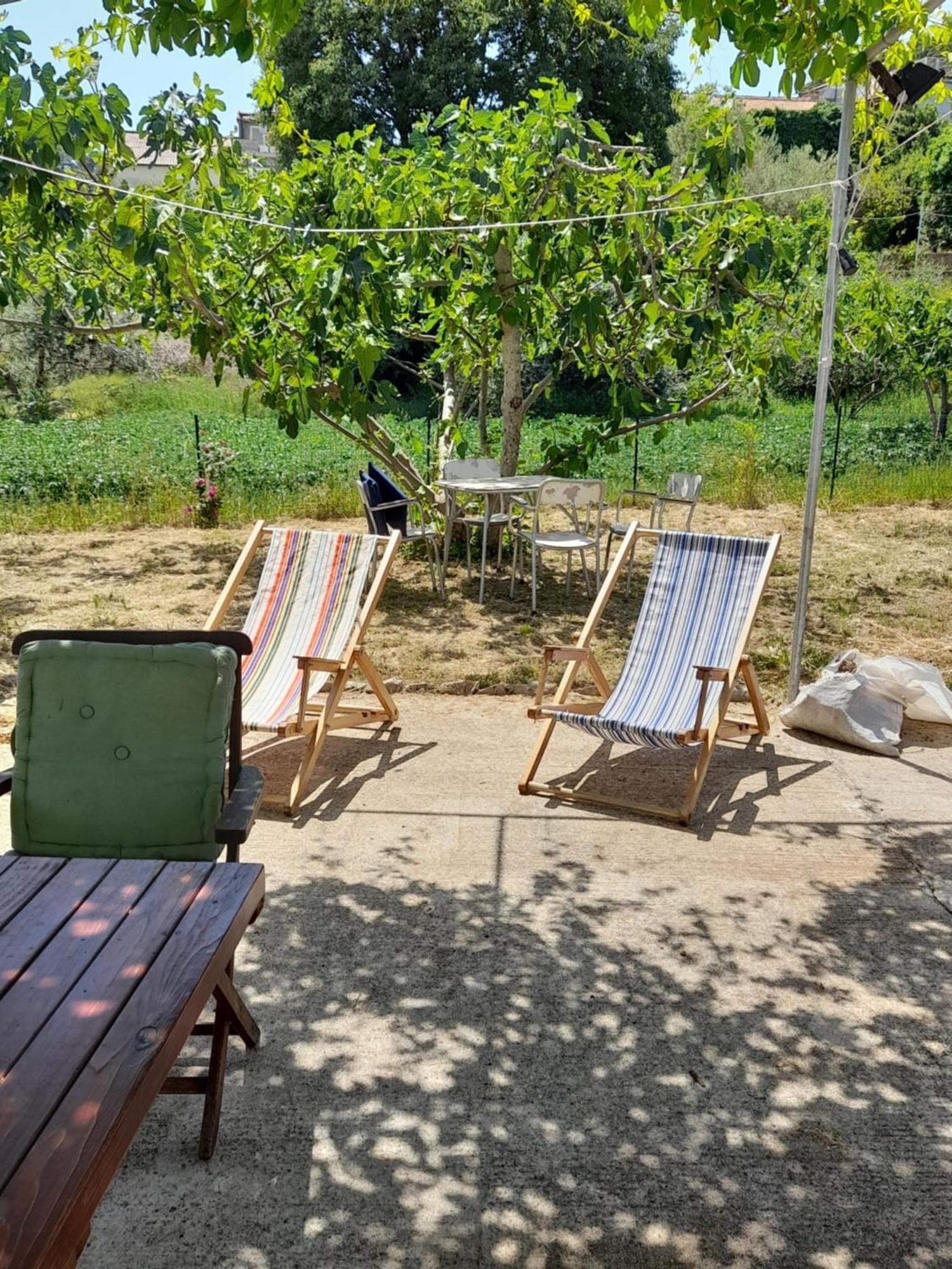 Rustic Holiday Home Miketa Lukoran Ngoại thất bức ảnh